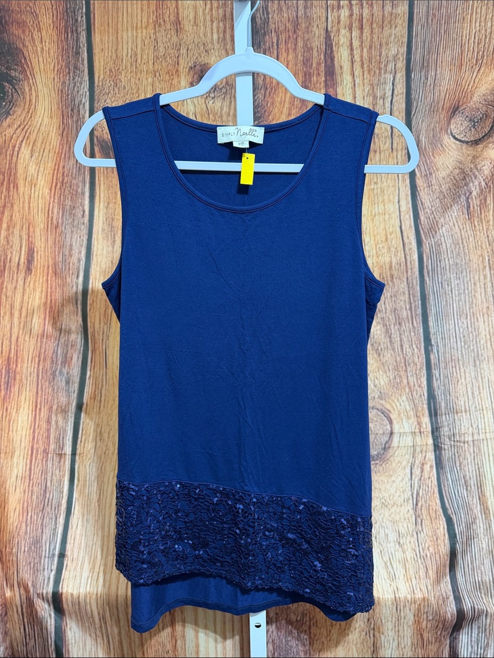 🚨(4/$10) Simply Noelle Sequined Tank Top Size S/M